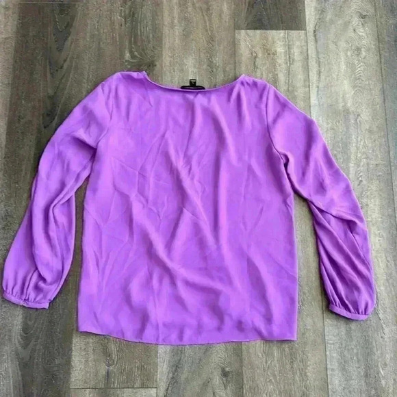 Banana Republic purple blouse.  Women’s size small.  Excellent condition! - Picture 7 of 7